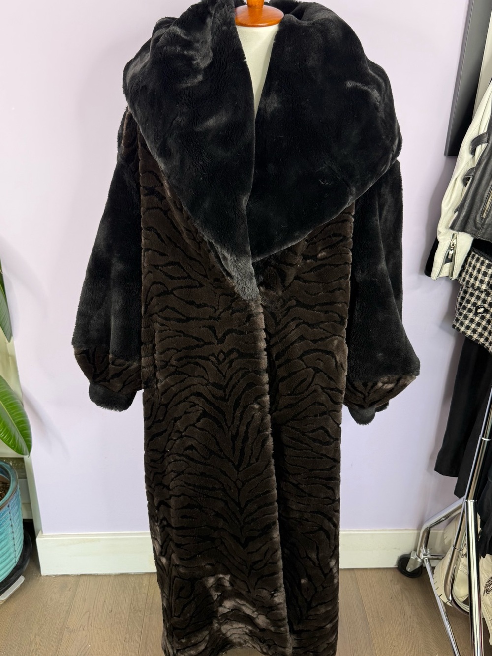 Kent Connection Vintage 80's/90's Faux Fur Hooded Coat with Animal Print Pattern